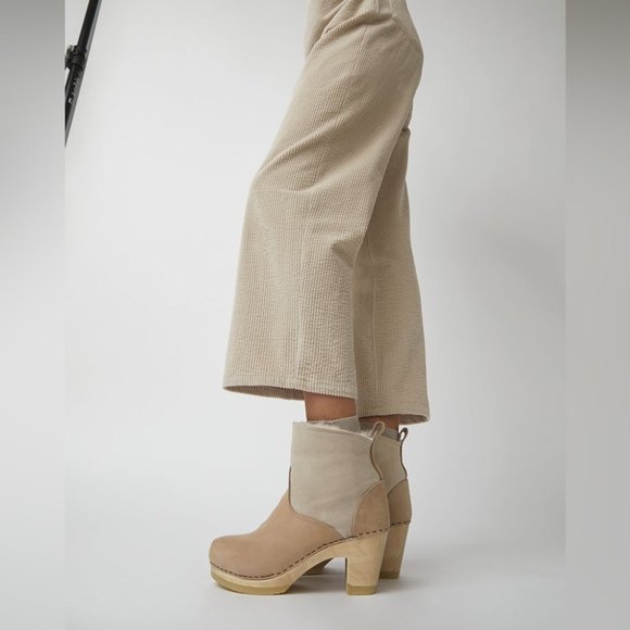 No.6 NWOT 5" Pull On Shearling Clog Boot on High Heel in Bone Suede - Picture 2 of 16